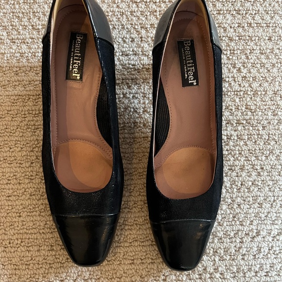 BeautiFeel Black Patent Leather Heels - Picture 1 of 7